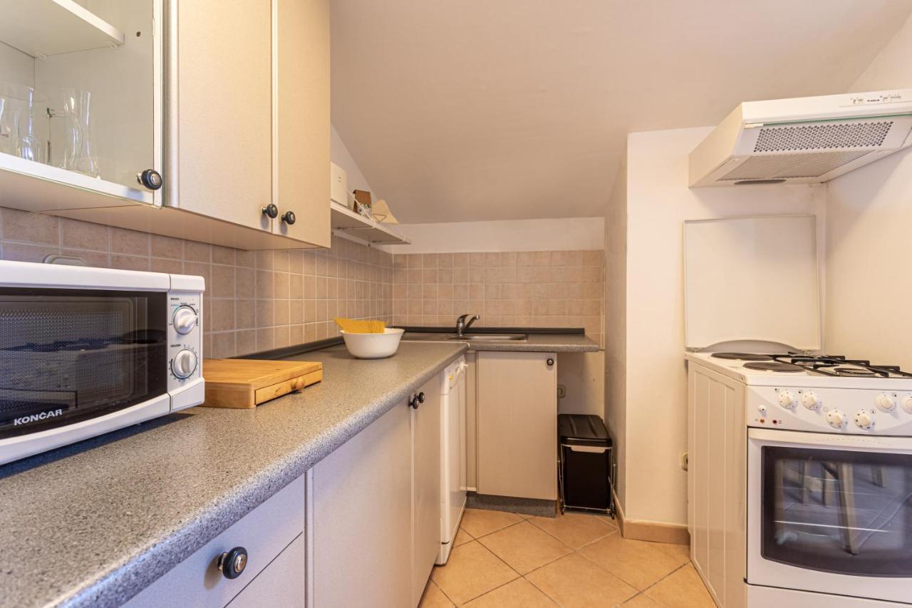 Apartment Tereza Malinska Ngoại thất bức ảnh