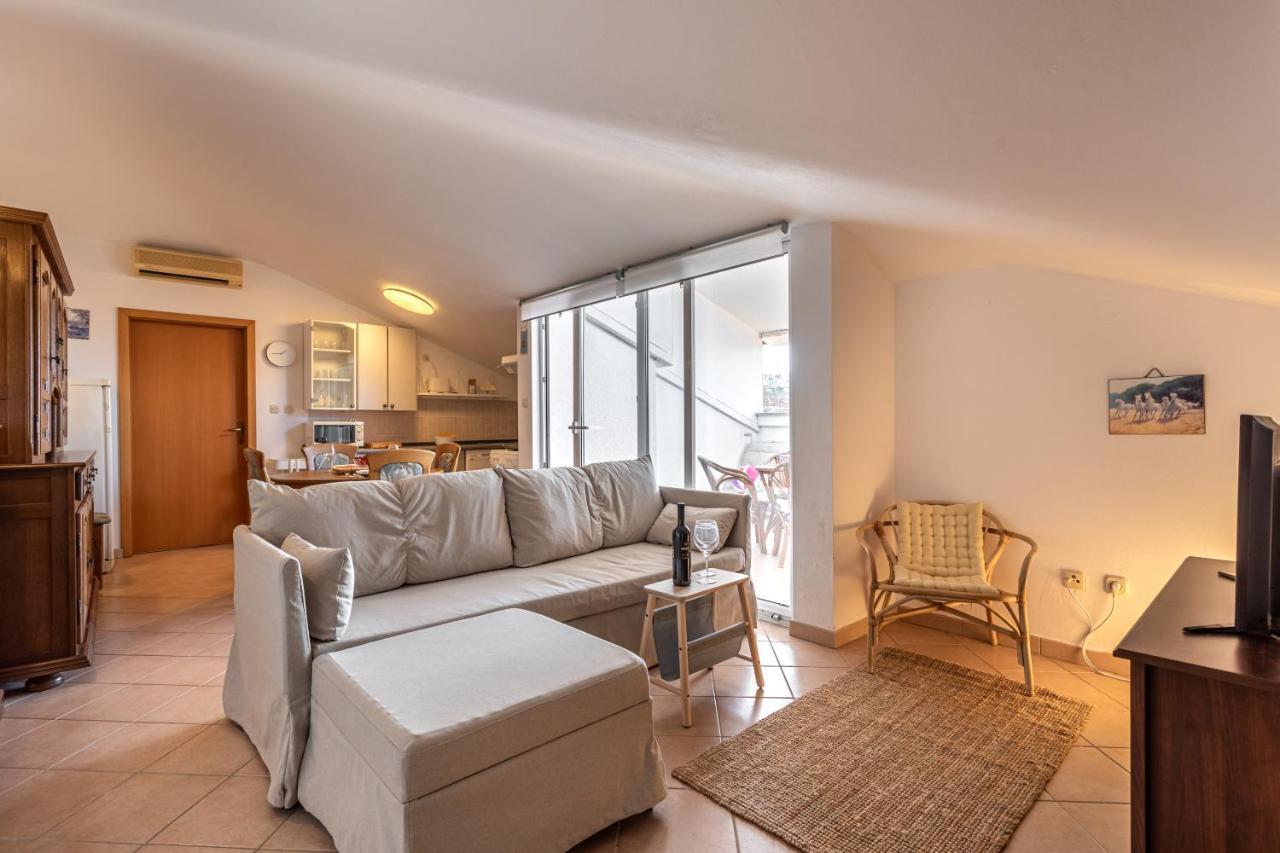 Apartment Tereza Malinska Ngoại thất bức ảnh