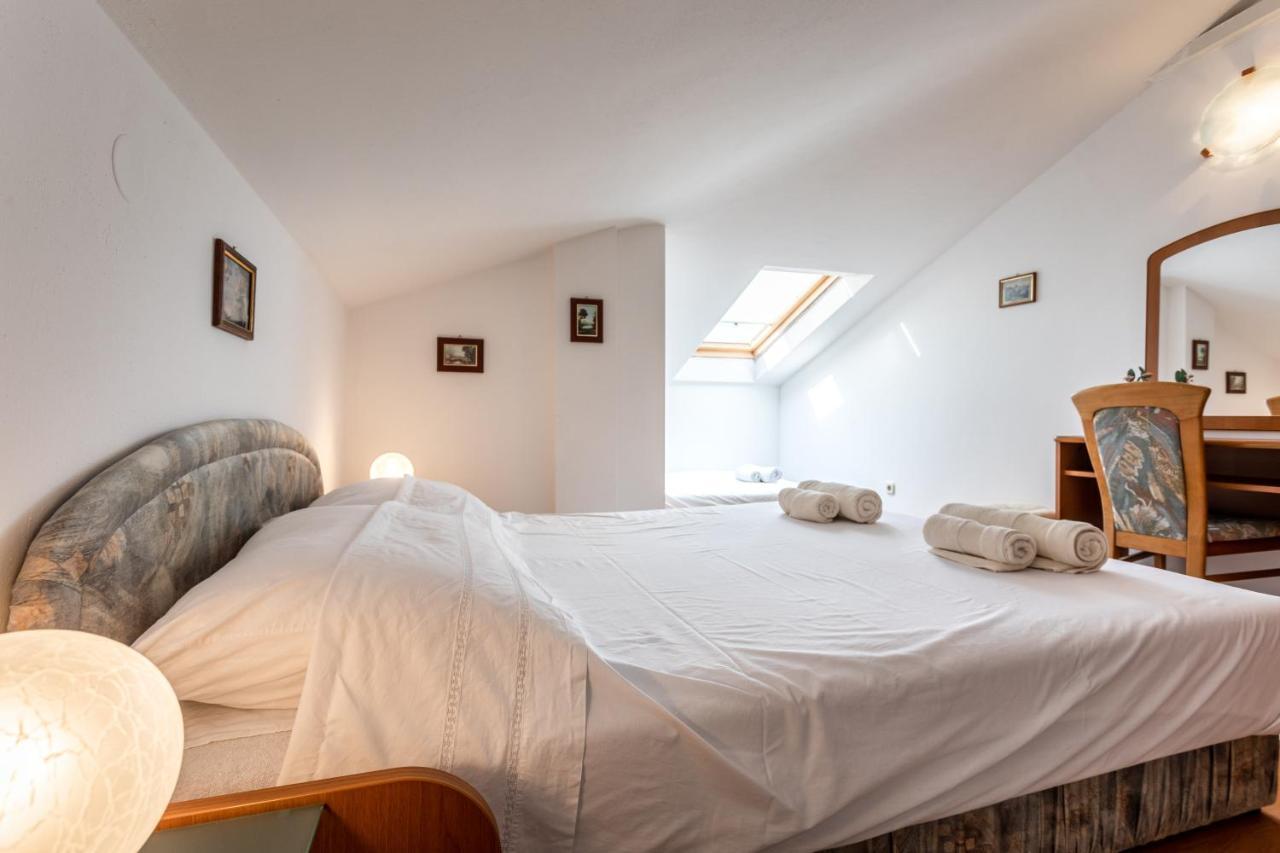 Apartment Tereza Malinska Ngoại thất bức ảnh