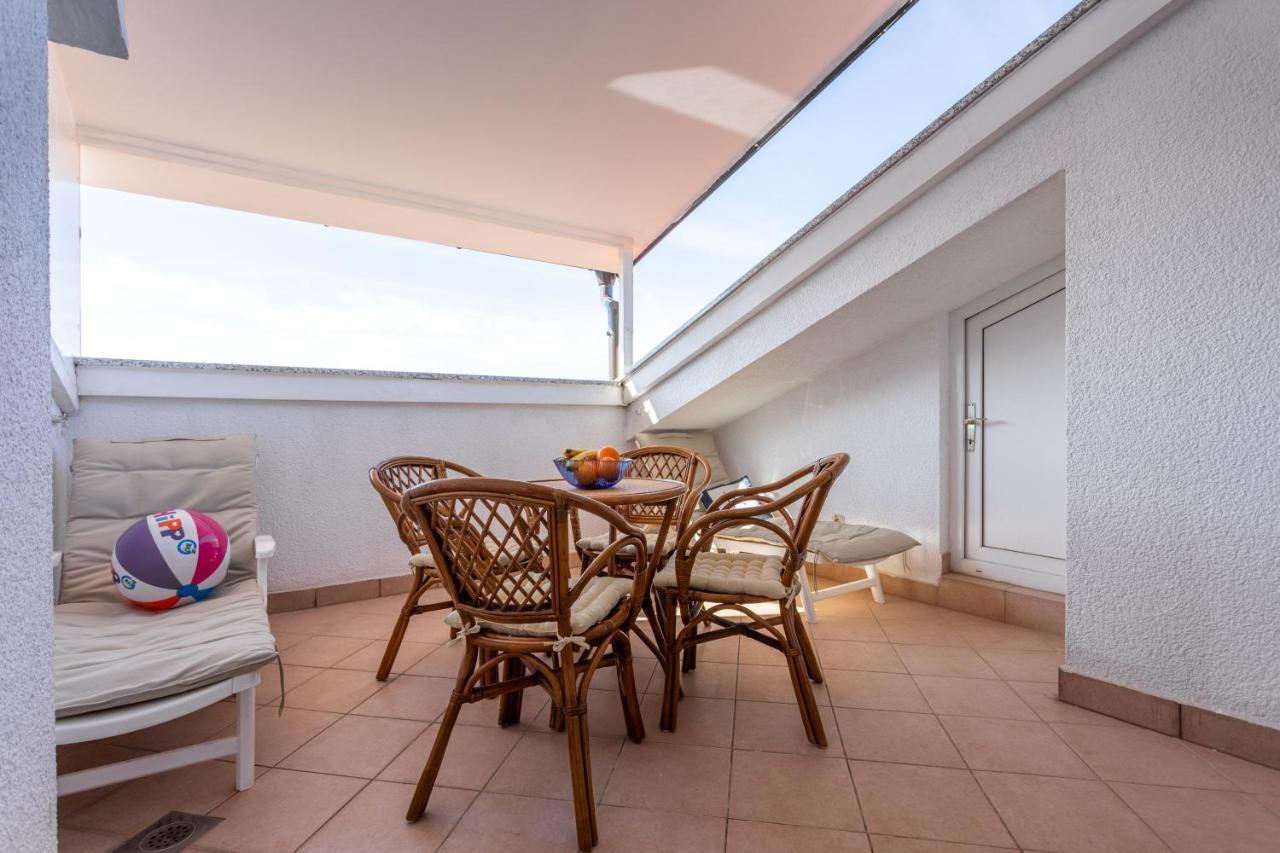 Apartment Tereza Malinska Ngoại thất bức ảnh